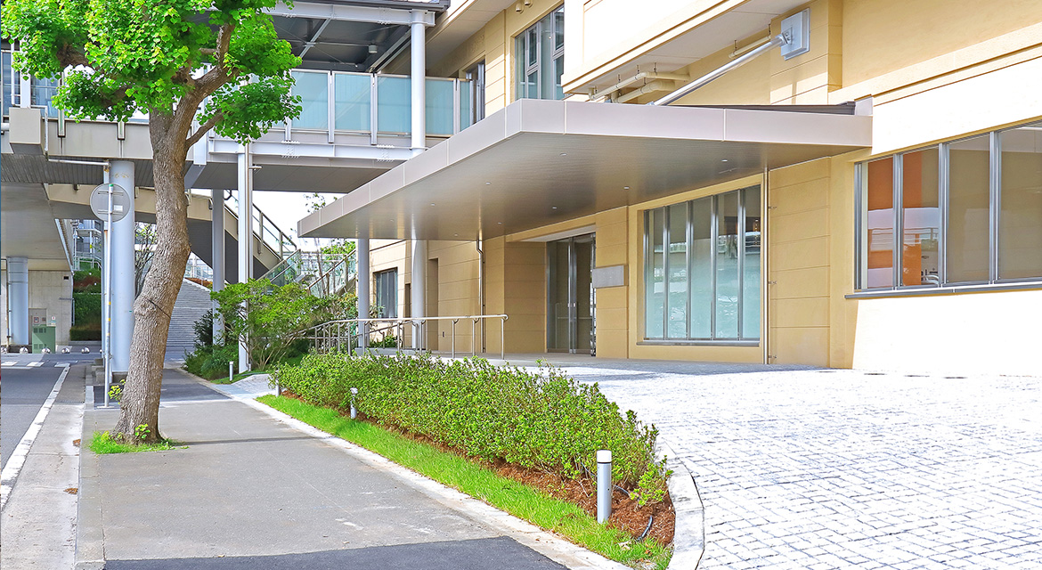 エントランスアプローチ